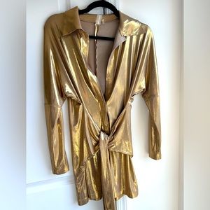 Norma Kamali - size XS, TIE FRONT MINI SHIRT DRESS IN GOLD. Worn one time.